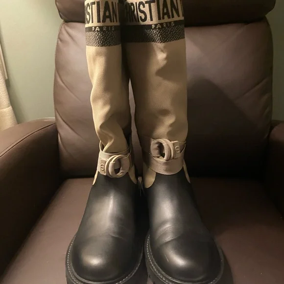 Dior boots sz 42 worn once with box and dustbags - Picture 3 of 11